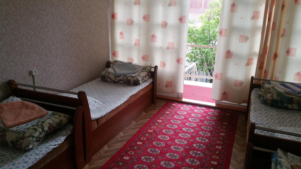 Gulnara Guesthouse Tashkent Exterior photo